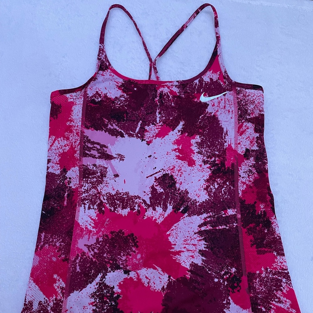 Nike Workout Dri-Fit Tank Top Pink